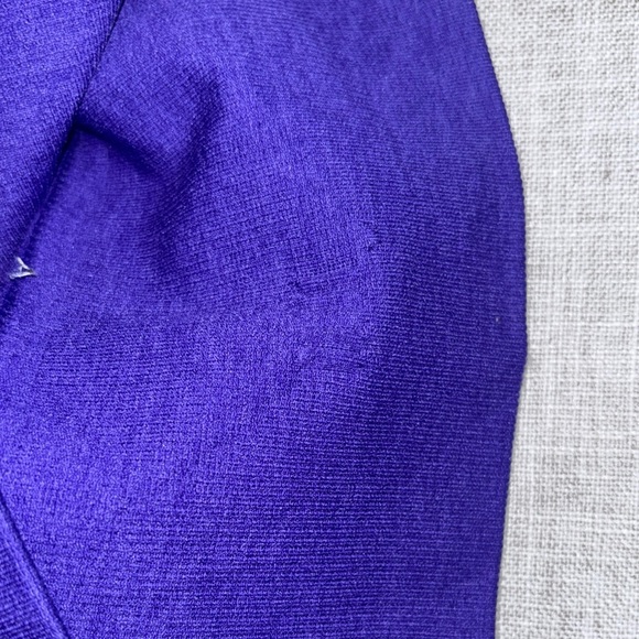 Lululemon purple capri leggings - Picture 5 of 5